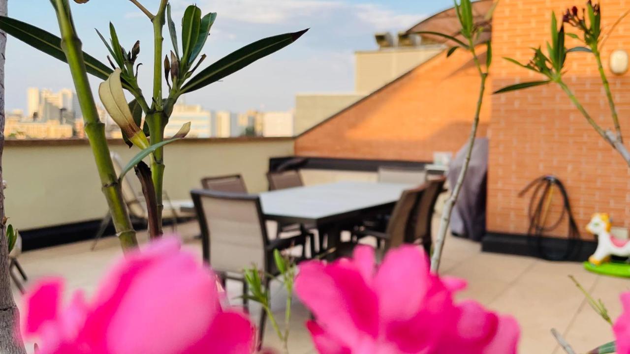 Bologna Holiday Inn Buitenkant foto